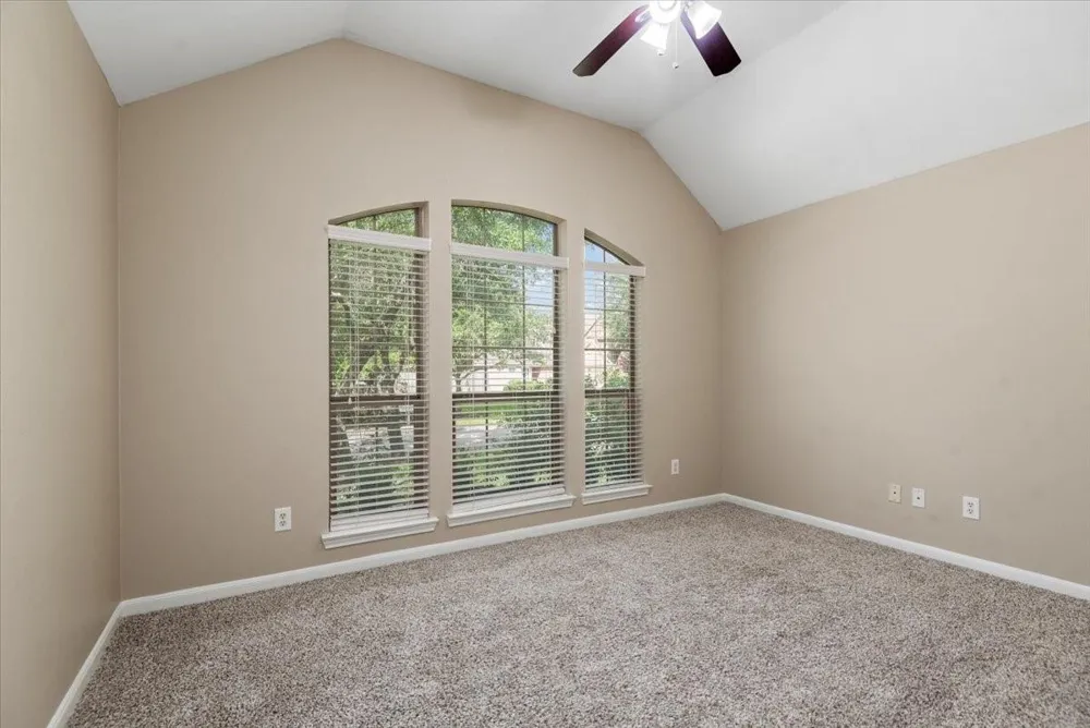 26886 Treasures Ridge Drive Kingwood, TX 77339