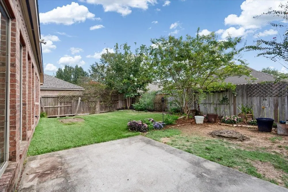 26886 Treasures Ridge Drive Kingwood, TX 77339