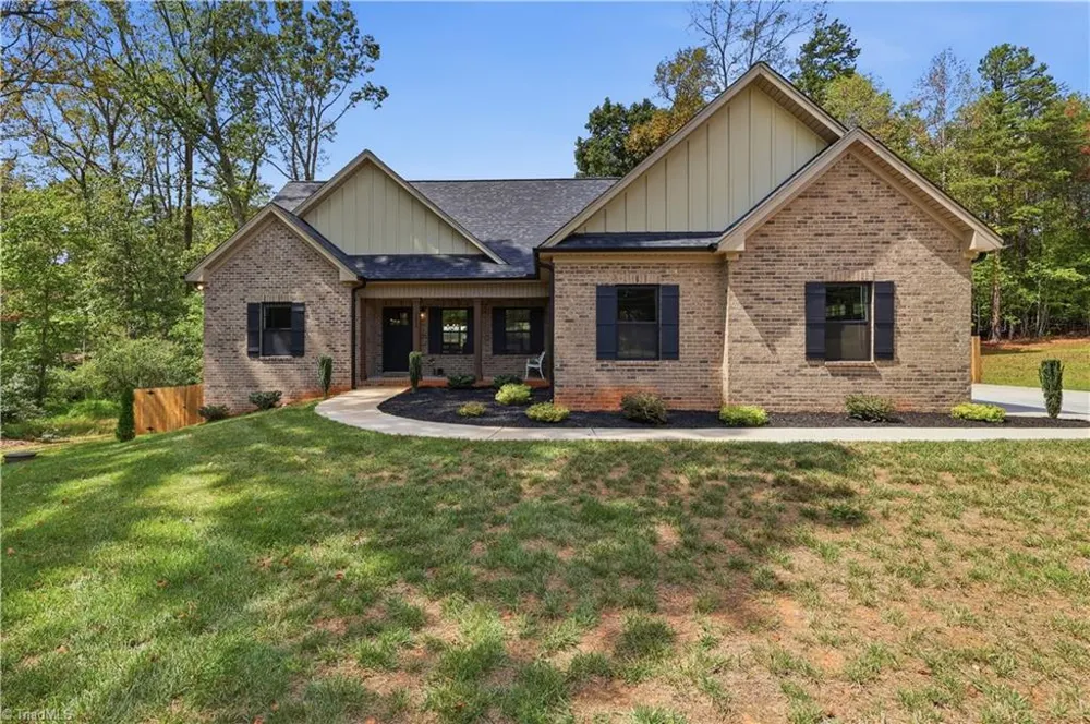 9630 Creek Farm Road Tobaccoville, NC 27050