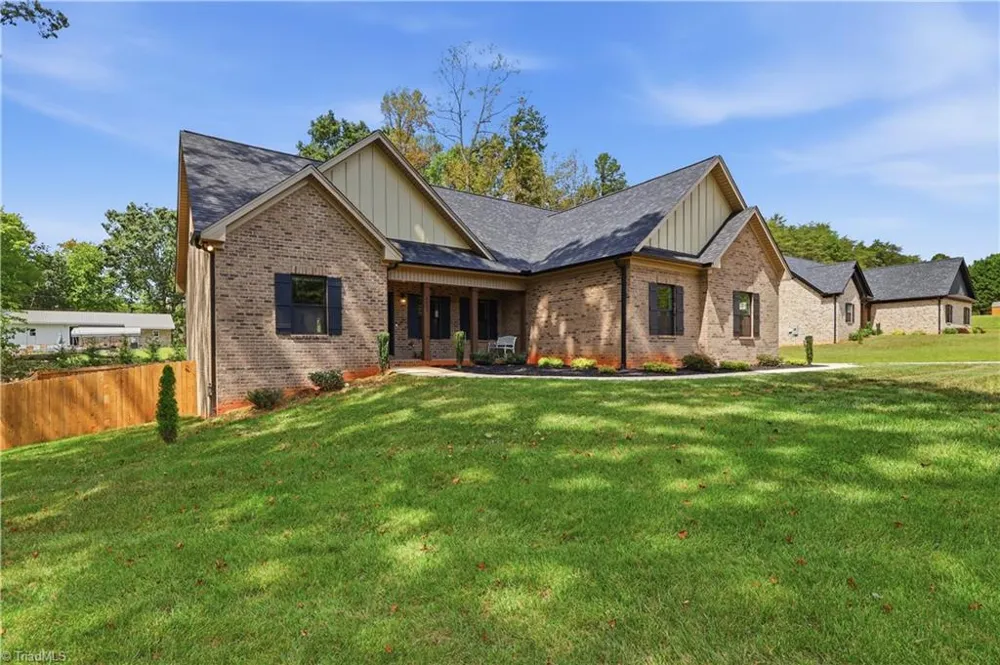 9630 Creek Farm Road Tobaccoville, NC 27050
