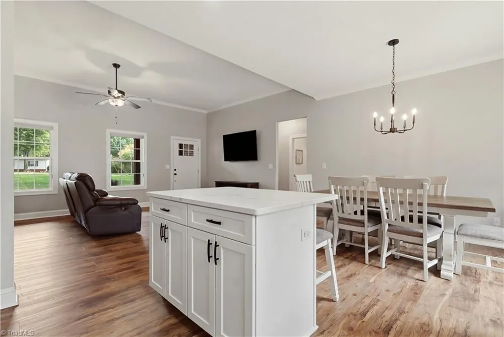 9630 Creek Farm Road Tobaccoville, NC 27050