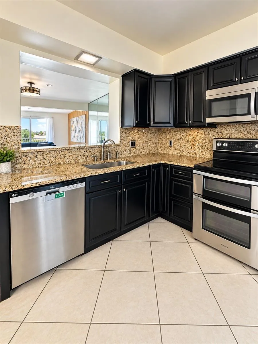 666 Lake Villas Dr #0 Other City - In The State Of Florida, FL 32701