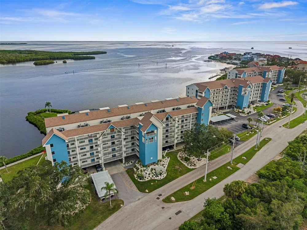 4650 BAY BOULEVARD #1025 Port Richey, FL 34668