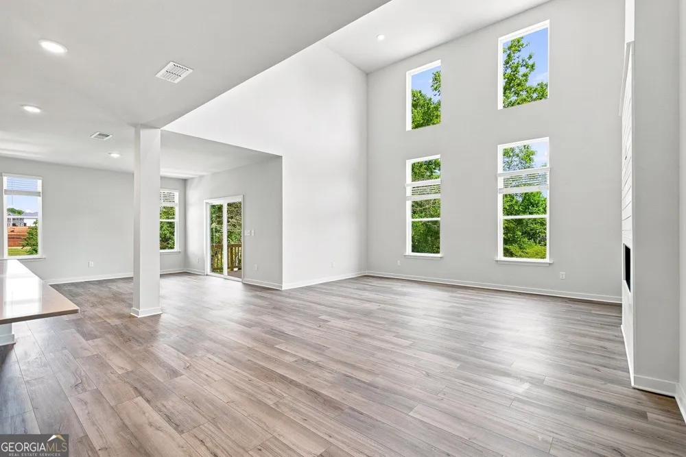 6715 Settingdown Creek DR Dawsonville, GA 30534