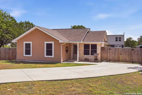 2058 BLUERIDGE DR