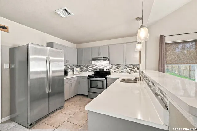 2058 BLUERIDGE DR Canyon Lake, TX 78133
