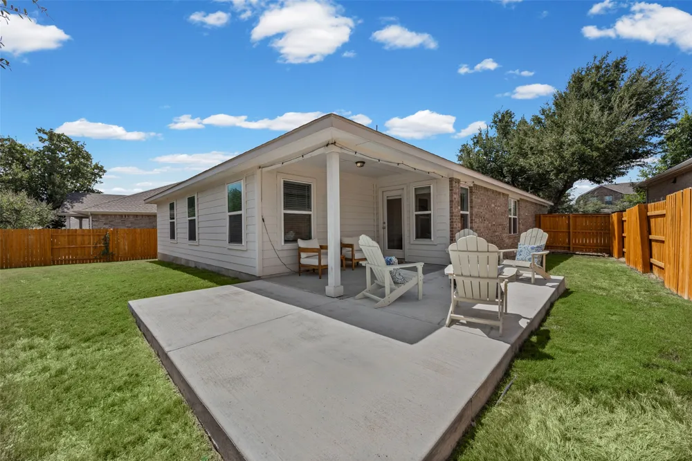 3815 Park Point Path Round Rock, TX 78681