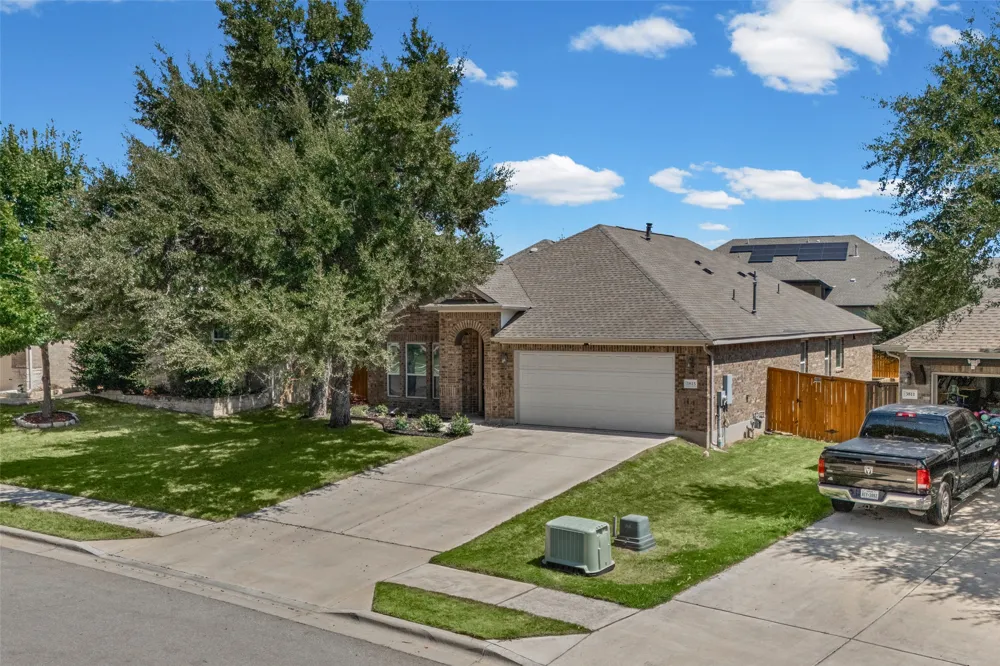 3815 Park Point Path Round Rock, TX 78681