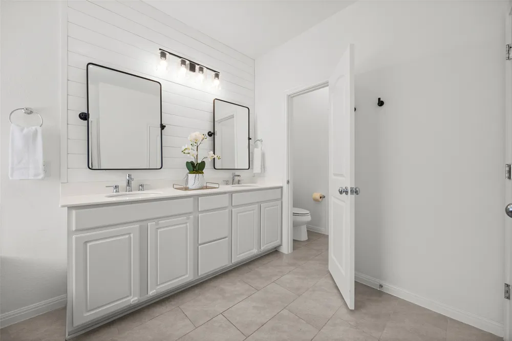 3815 Park Point Path Round Rock, TX 78681