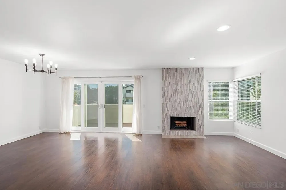 6645 Canyon Rim Row #200 San Diego, CA 92111