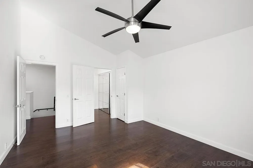 6645 Canyon Rim Row #200 San Diego, CA 92111