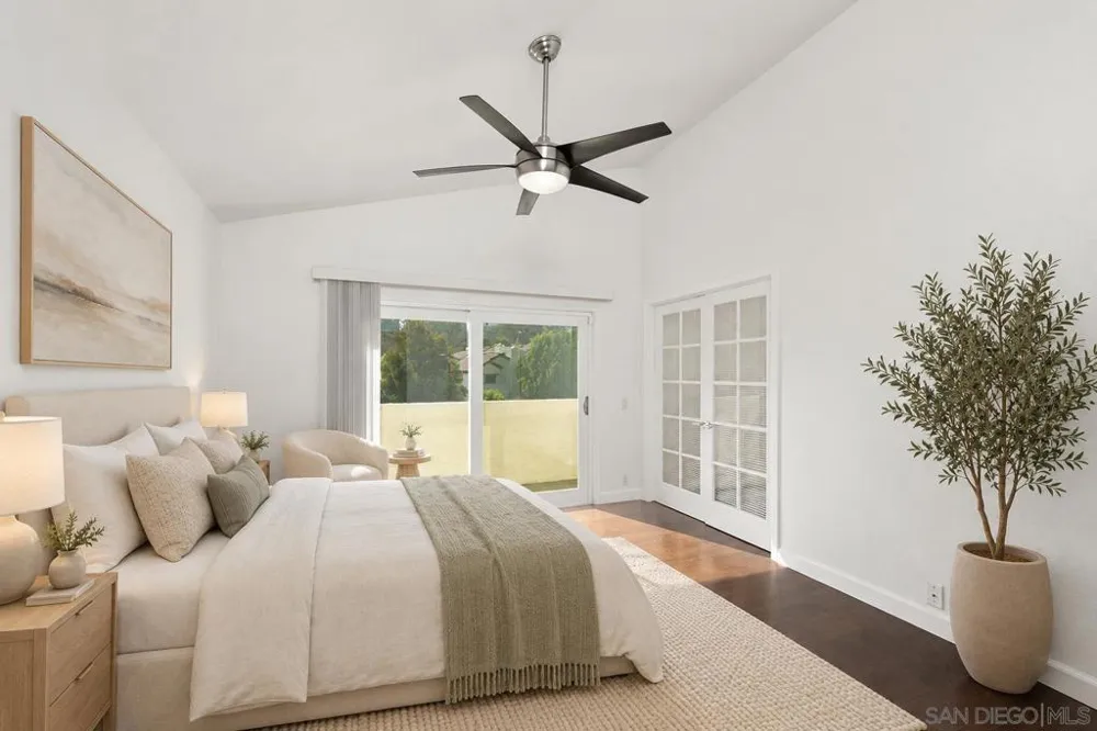 6645 Canyon Rim Row #200 San Diego, CA 92111