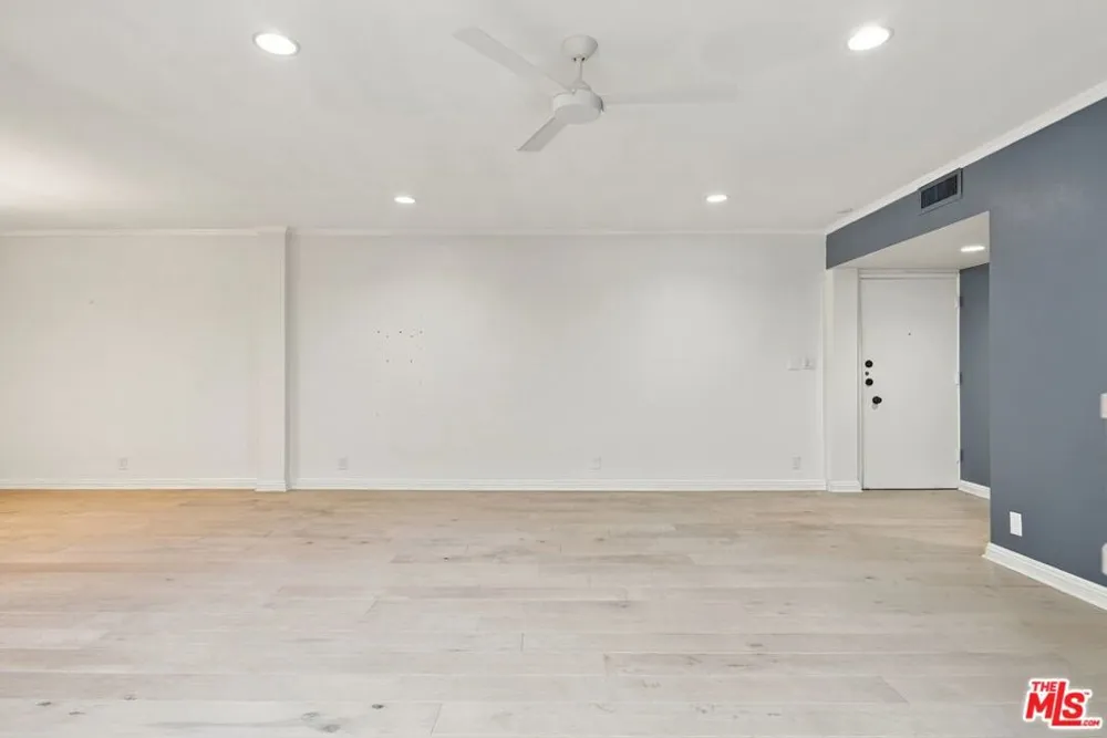 7309 Franklin Avenue #306 Los Angeles, CA 90046