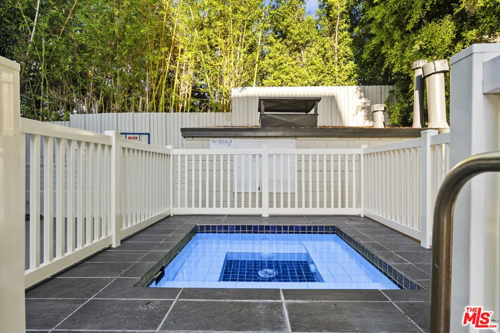 7309 Franklin Avenue #306 Los Angeles, CA 90046