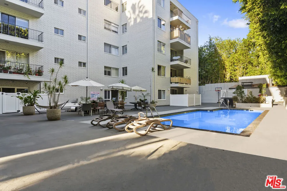 7309 Franklin Avenue #306 Los Angeles, CA 90046