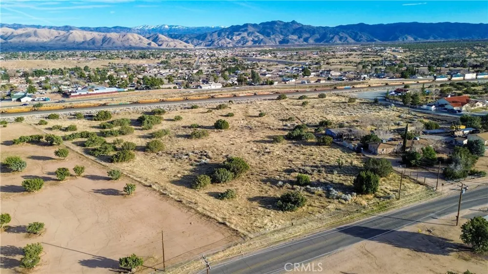 3 3rd Avenue Hesperia, CA 92345