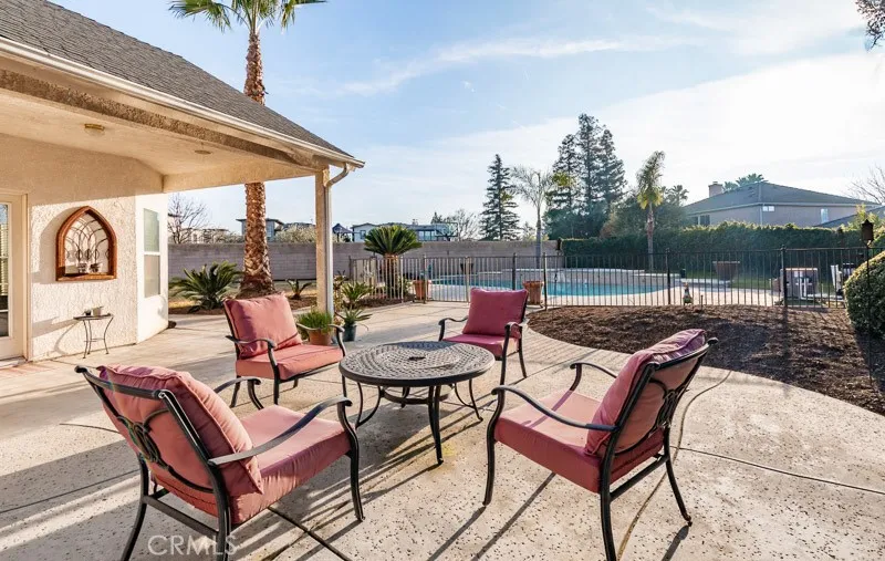 2757 E Jon Fresno, CA 93720