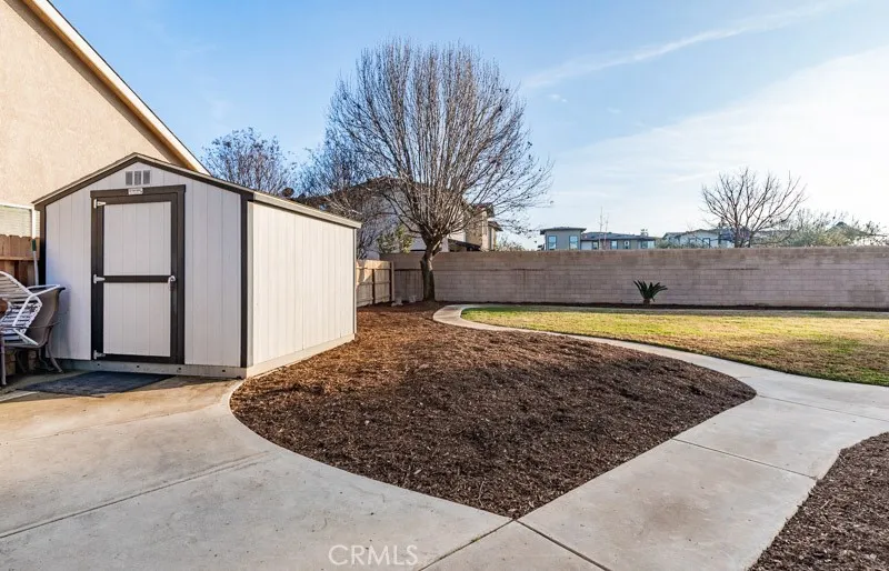 2757 E Jon Fresno, CA 93720
