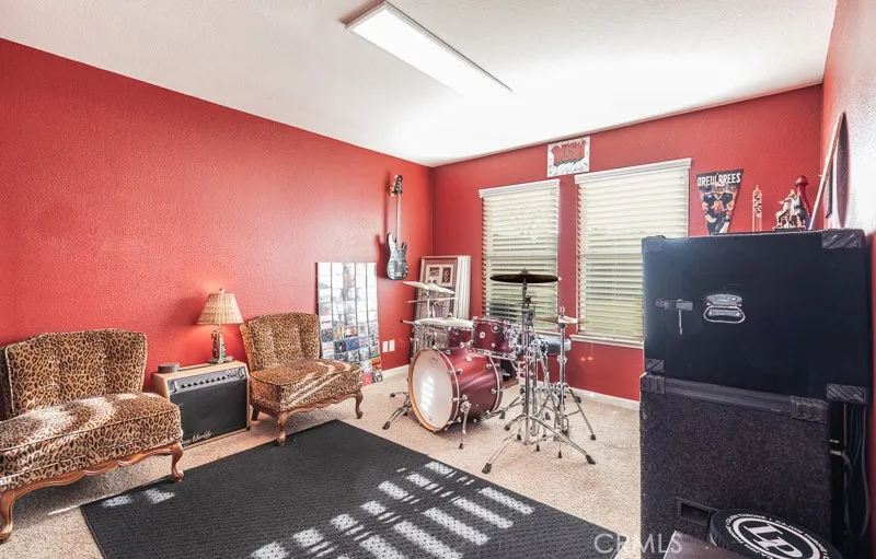 2757 E Jon Fresno, CA 93720