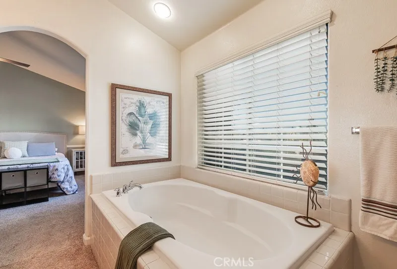 2757 E Jon Fresno, CA 93720