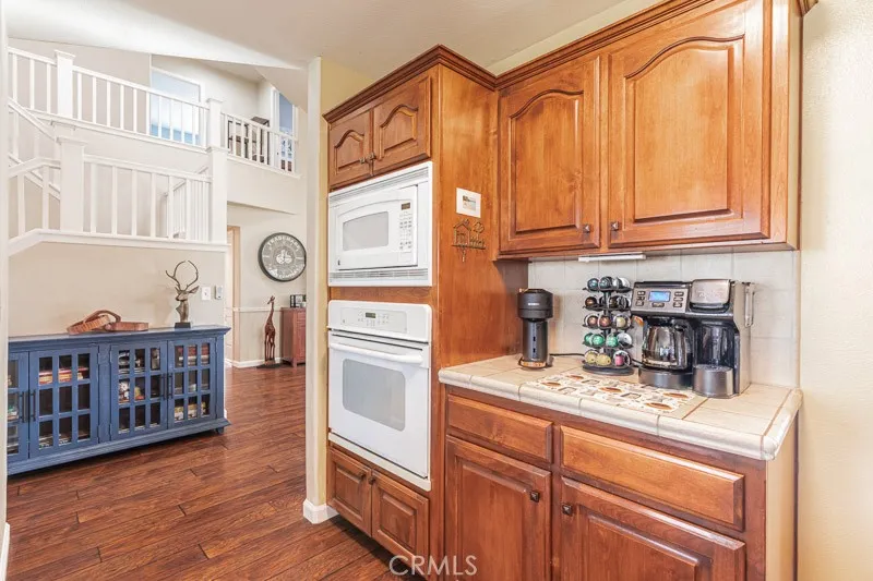 2757 E Jon Fresno, CA 93720