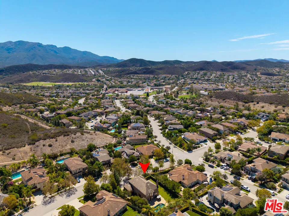 4567 Via Mariano Thousand Oaks, CA 91320
