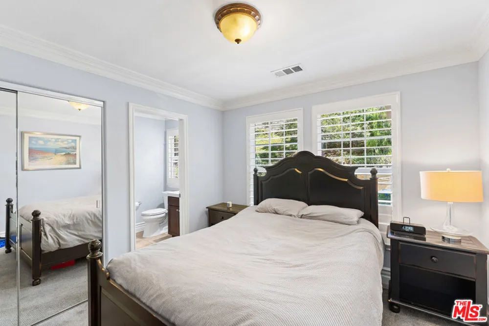 4567 Via Mariano Thousand Oaks, CA 91320