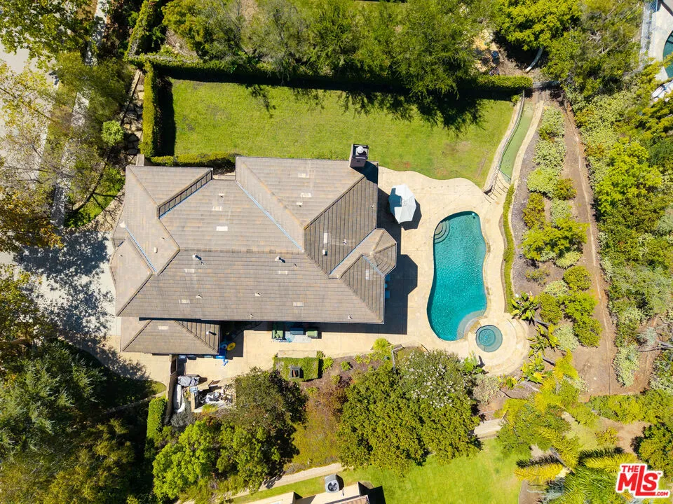 4567 Via Mariano Thousand Oaks, CA 91320