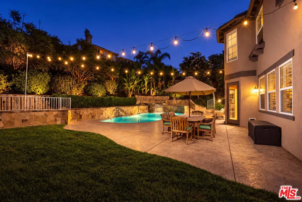 4567 Via Mariano Thousand Oaks, CA 91320