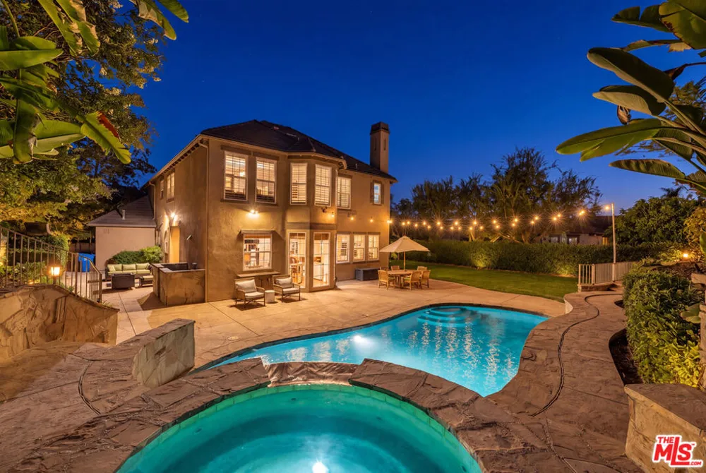 4567 Via Mariano Thousand Oaks, CA 91320
