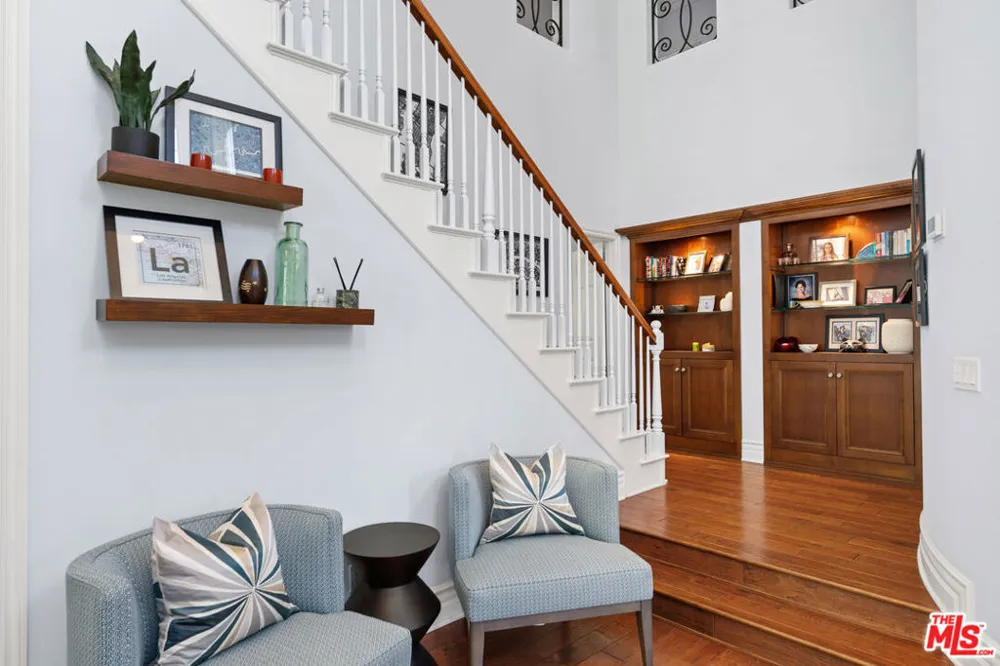 4567 Via Mariano Thousand Oaks, CA 91320