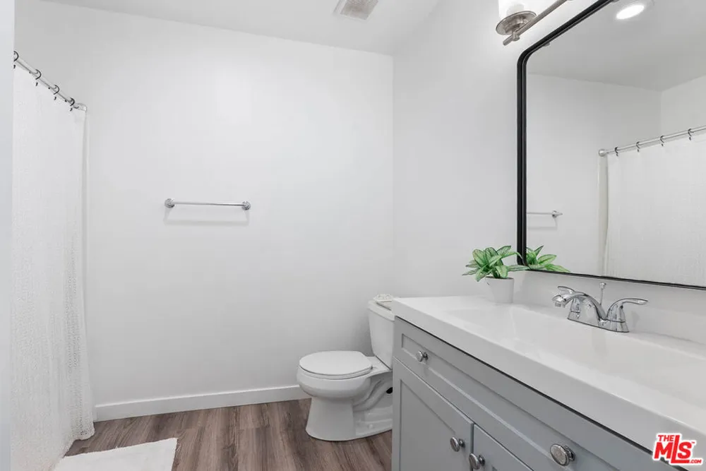 14807 Condon Avenue #213 Lawndale, CA 90260