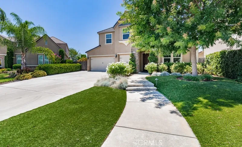 2674 Prescott Clovis, CA 93619