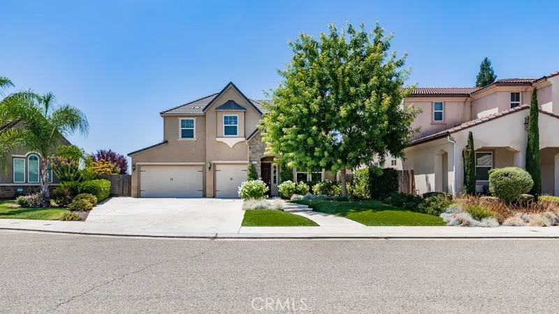 2674 Prescott Clovis, CA 93619