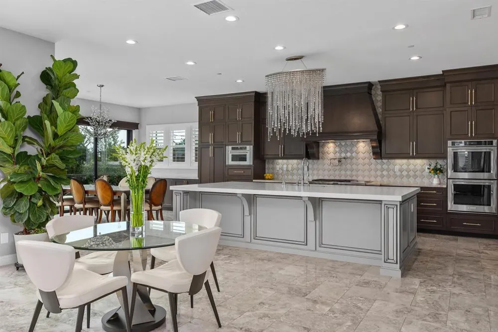 4721 BORDEN COURT Carlsbad, CA 92010