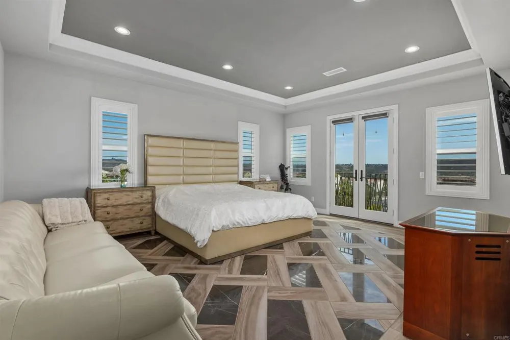 4721 BORDEN COURT Carlsbad, CA 92010