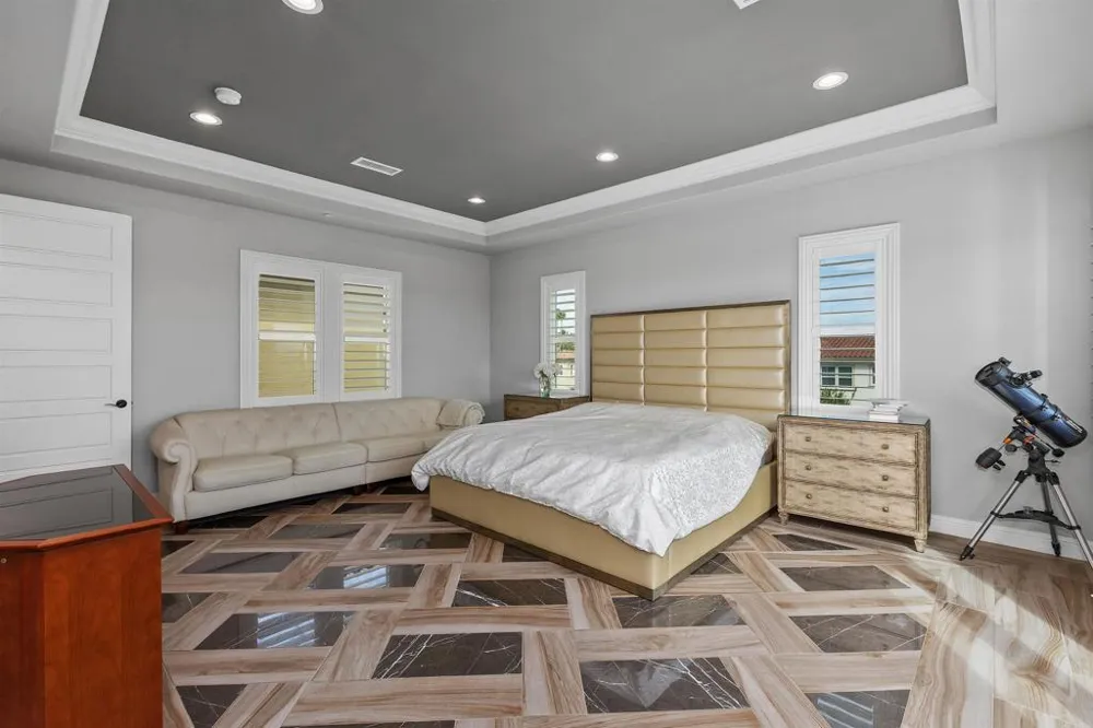 4721 BORDEN COURT Carlsbad, CA 92010