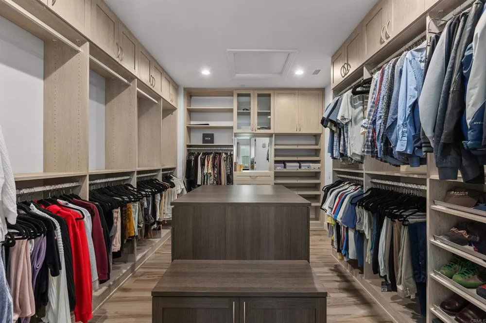 4721 BORDEN COURT Carlsbad, CA 92010