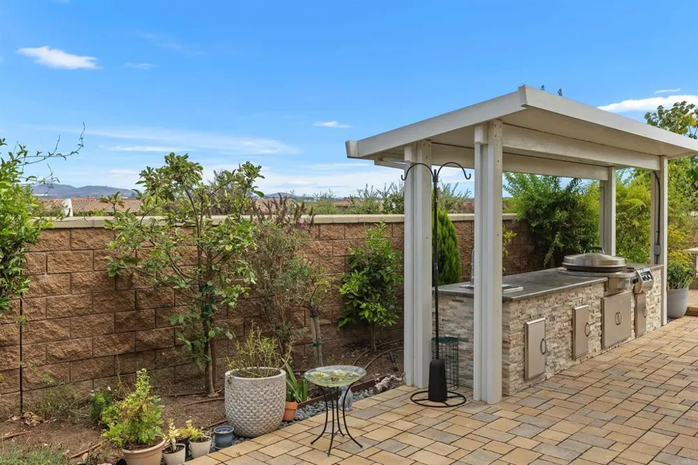 4721 BORDEN COURT Carlsbad, CA 92010