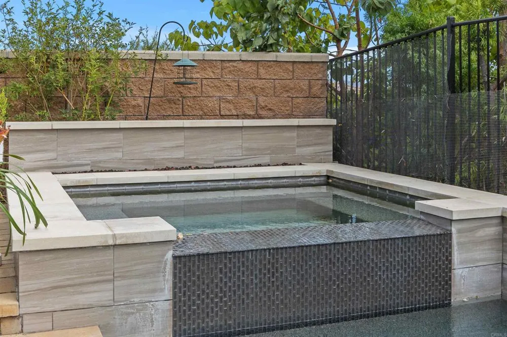4721 BORDEN COURT Carlsbad, CA 92010