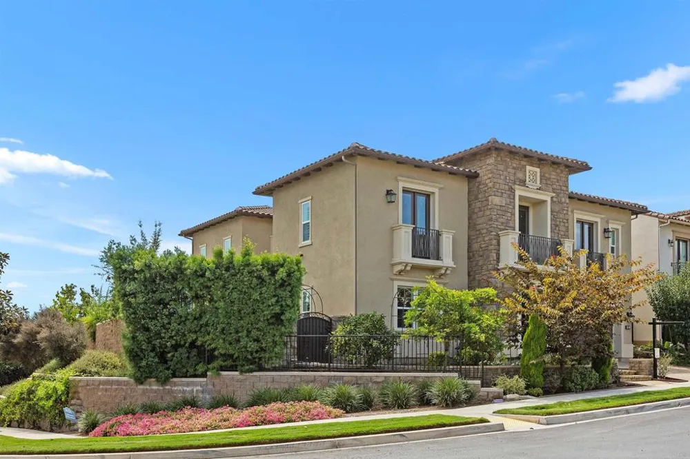 4721 BORDEN COURT Carlsbad, CA 92010