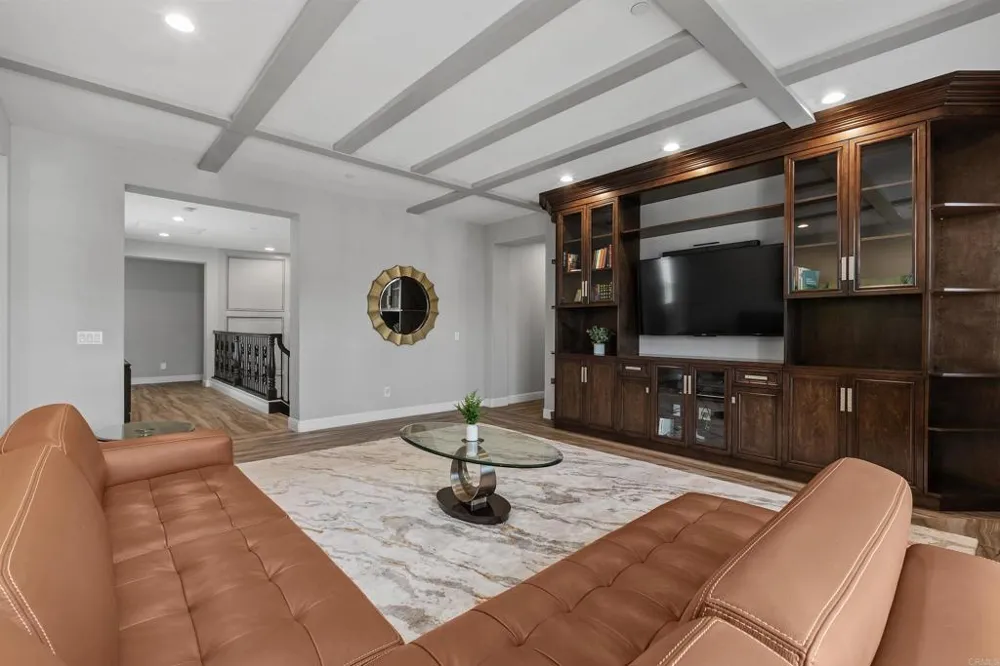 4721 BORDEN COURT Carlsbad, CA 92010