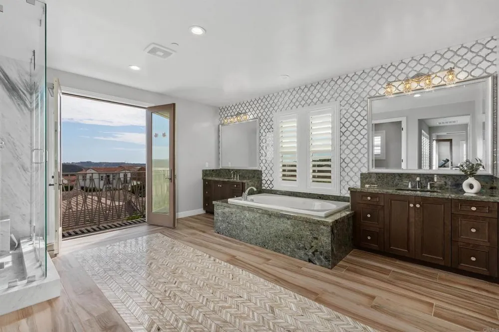 4721 BORDEN COURT Carlsbad, CA 92010