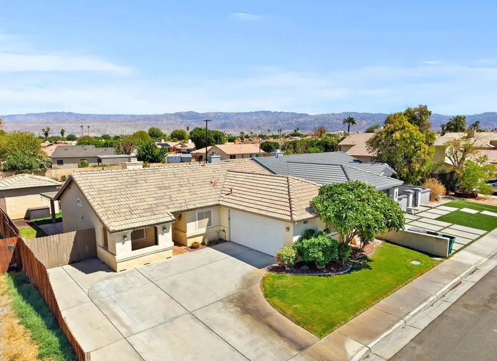 80676 Willow Lane Indio, CA 92201