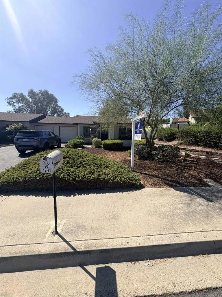 4749 Canterbury Court Oceanside, CA 92056