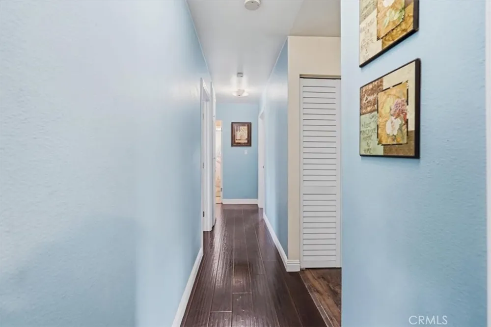 228 W Hacienda Corona, CA 92882