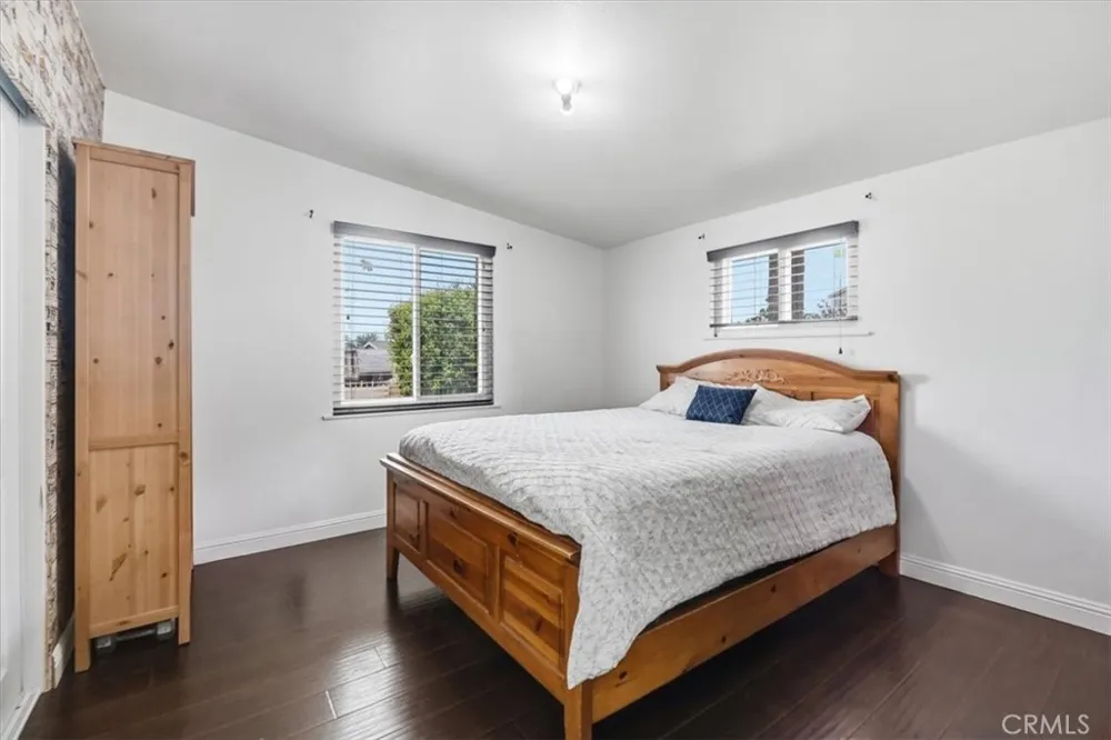 228 W Hacienda Corona, CA 92882