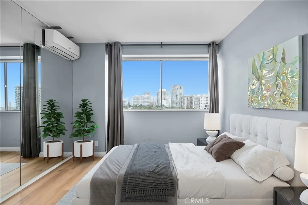 969 Hilgard Avenue #1006 Los Angeles, CA 90024