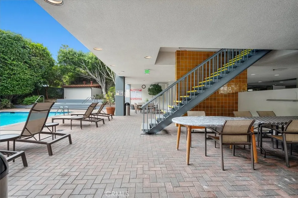 969 Hilgard Avenue #1006 Los Angeles, CA 90024