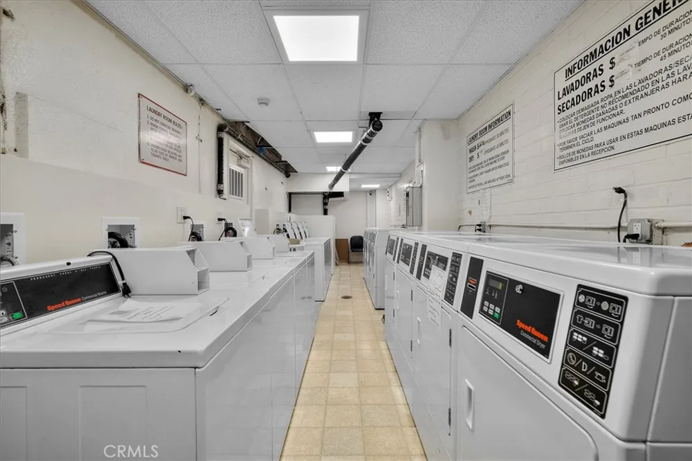 969 Hilgard Avenue #1006 Los Angeles, CA 90024